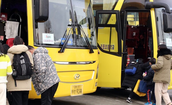 노란버스가 아닌 일반 전세버스로도 수학여행을 갈 수 있도록 관련규칙이 개정된다. (사진=연합뉴스)